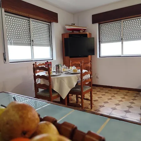 Melo's Гостевой дом Santo Amaro (Azores)